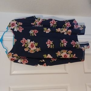4X Floral Top